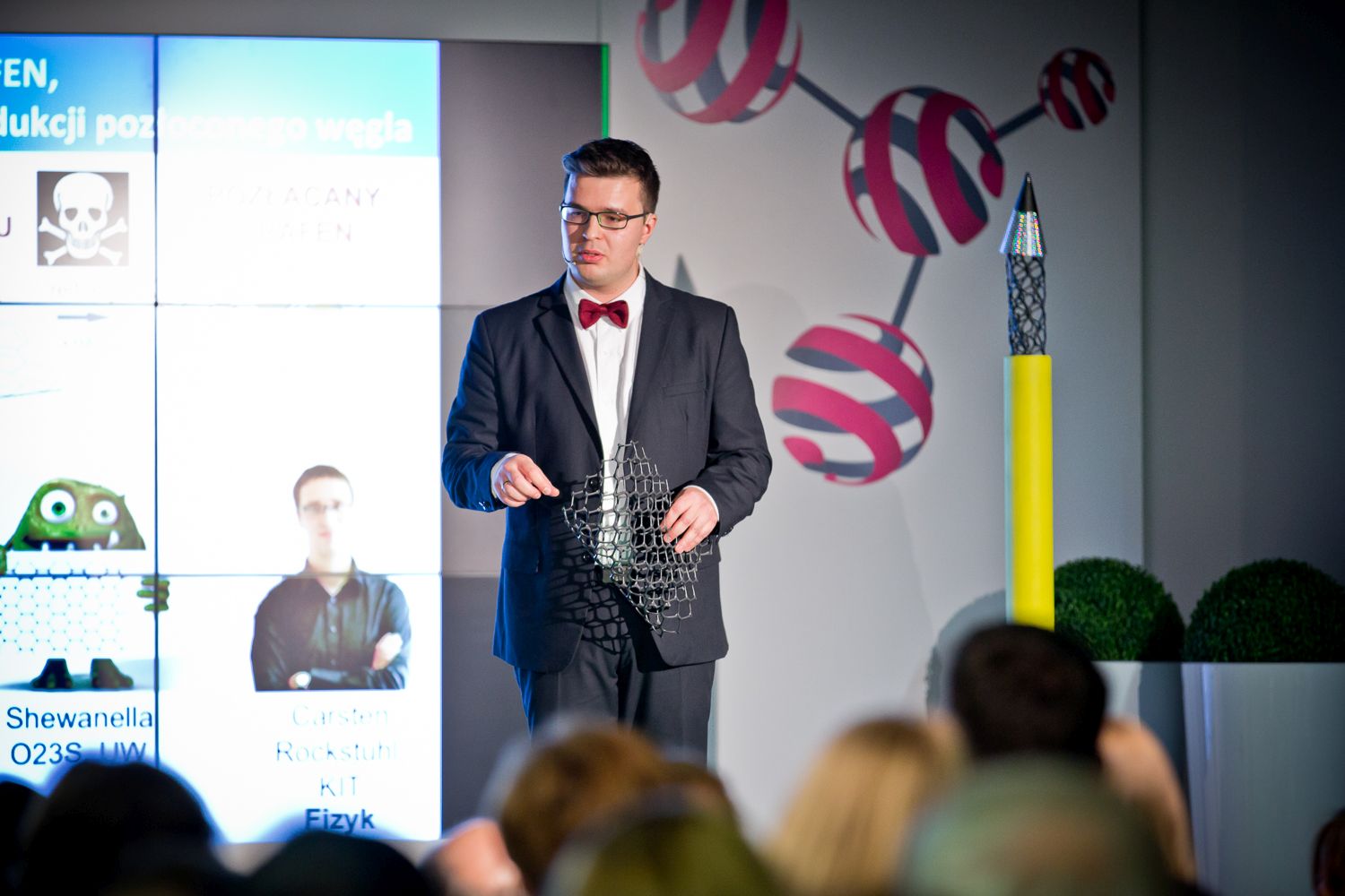 Dr Wiktor Lewandowski - laureat konkursu popularyzatorskiego INTER